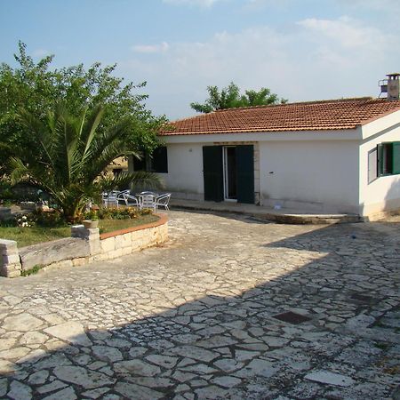 Dimora Del Sole Apartamento Putignano Exterior foto