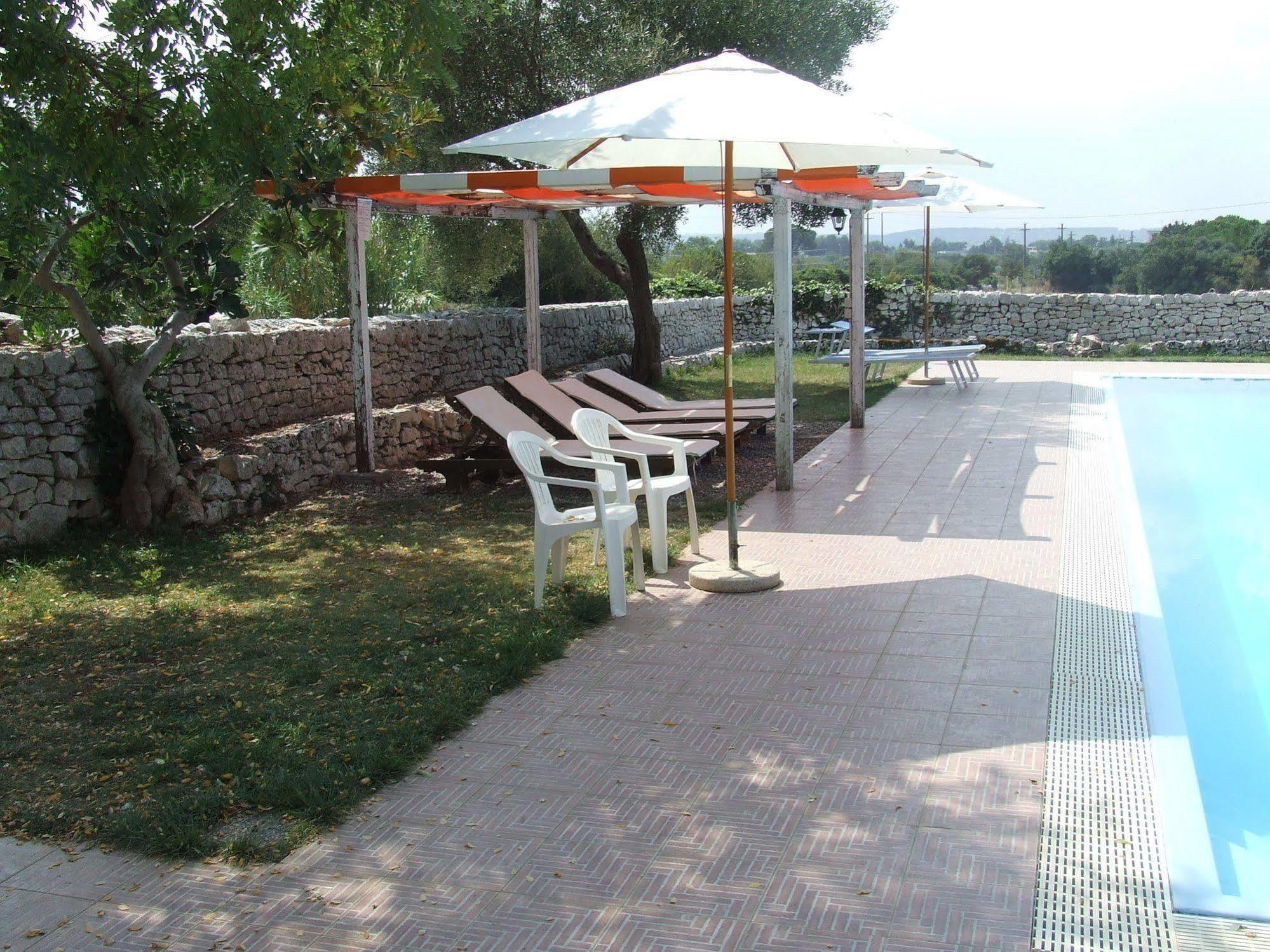 Dimora Del Sole Apartamento Putignano Exterior foto